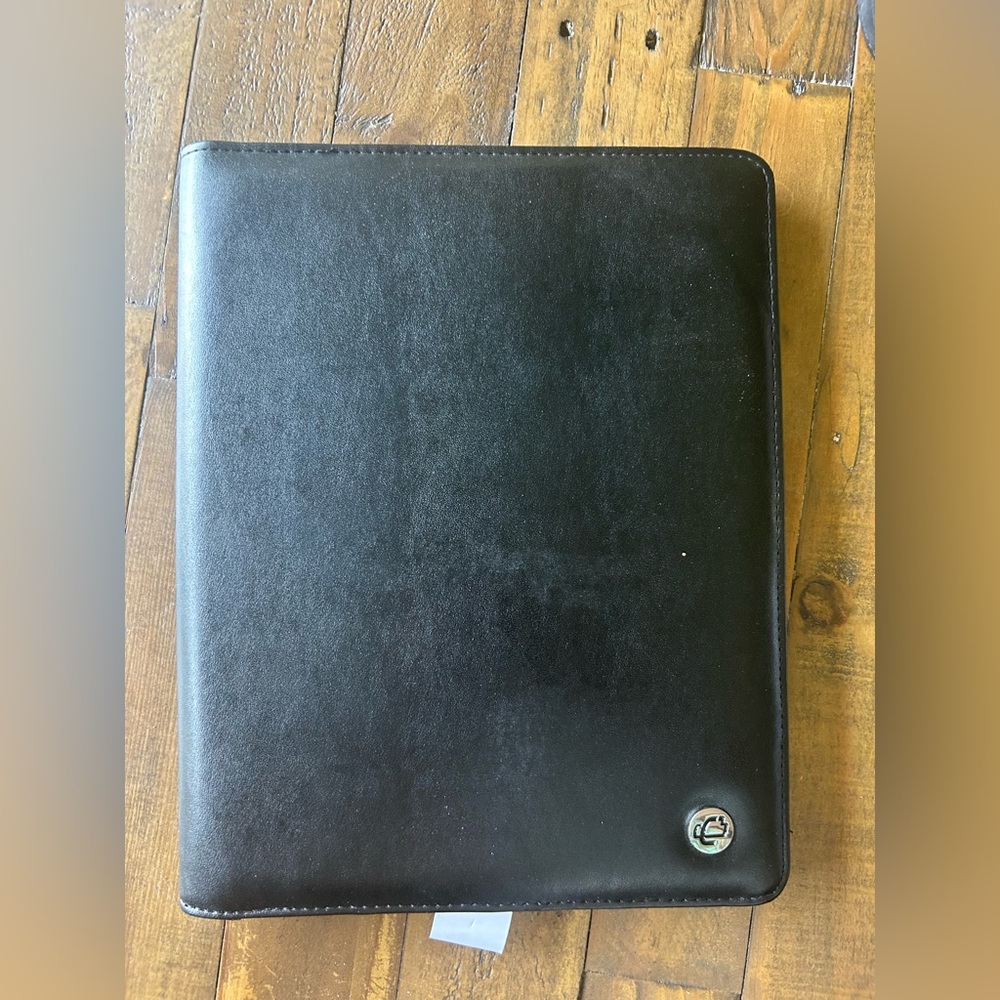 Case-It Pad 20 Black Leather Portfolio with Logo